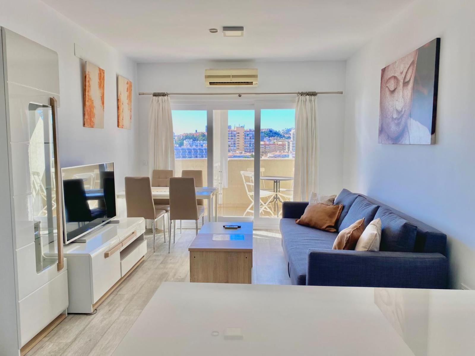 El Estudio De La Playa Benalbeach New 1Bd, Piscinas, Playa Y Vistas Al Mar Ref504 Benalmadena Bagian luar foto
