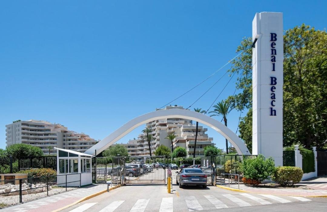 El Estudio De La Playa Benalbeach New 1Bd, Piscinas, Playa Y Vistas Al Mar Ref504 Benalmadena Bagian luar foto